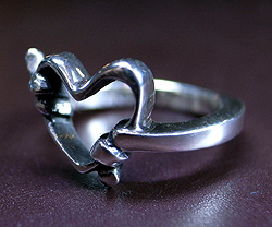 Mark Brotehrs　Connects Heart Ring