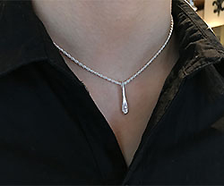 Mark Brotehrs　unaffected　pendant